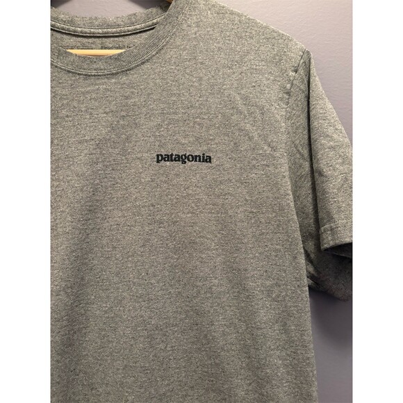 Patagonia Responsibili-Tee Mens M Heather Gray P-6 Logo Graphic T-Shirt - Picture 3 of 7